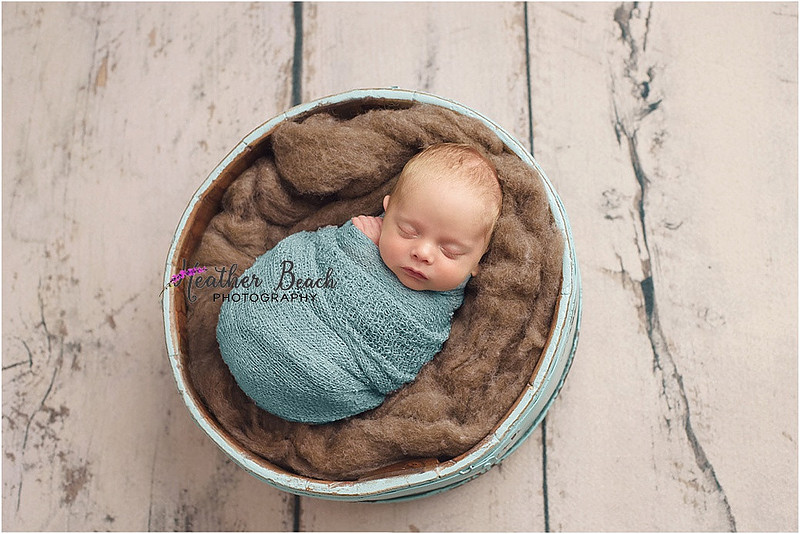 newborn photos, bucket, Madison baby photographer, Sun Prairie newborn photographer
