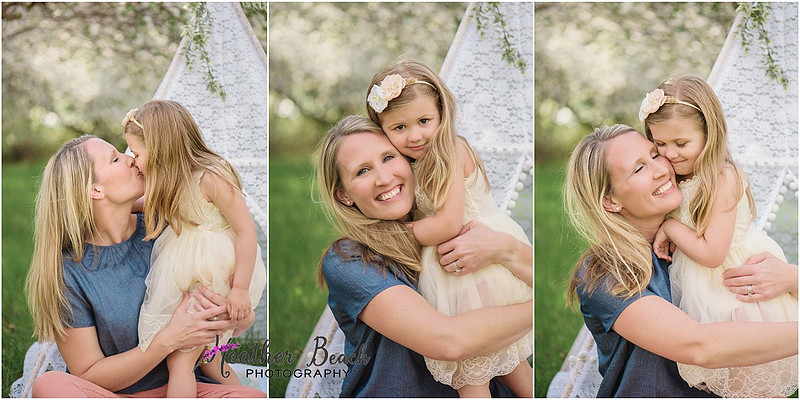 Sun Prairie child photographer, Sun Prairie family photographer, Madison child photographer, Madison family photographer, Sun Prairie portrait photographer, photographer in Sun Prairie, sisters, teepee, snuggles, dancing, mommy and me photo session