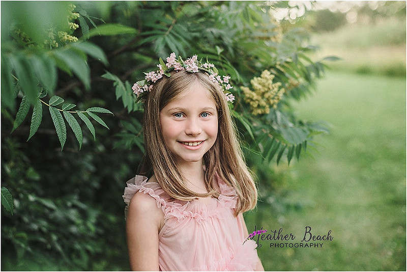 Sun Prairie child photographer, Madison child photographer, siblings, sisters, park, halo