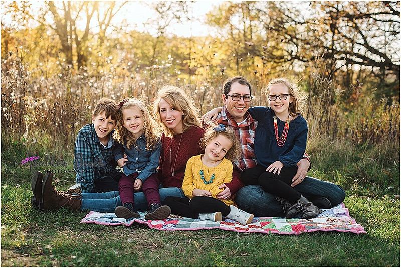 Sun Prairie family photographer, Madison, WI family photographer, Sun Prairie portrait photographer, child photography, Sun Prairie child photographer, family snuggles, golden hour photos, siblings, family of four, family of five