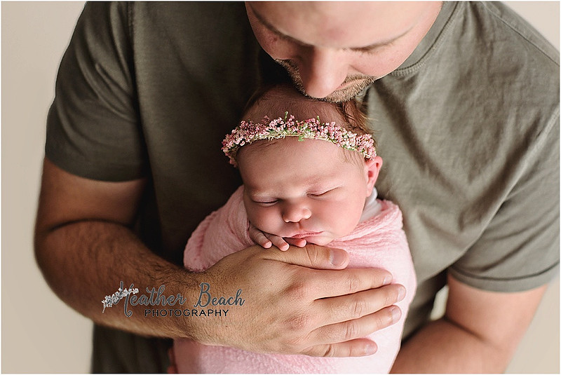 Baby girl, three girls, sisters, newborn with family, Sun Prairie newborn photographer, newborn photography, Sun Prairie portrait photographer, Madison newborn photographer, baby in pink