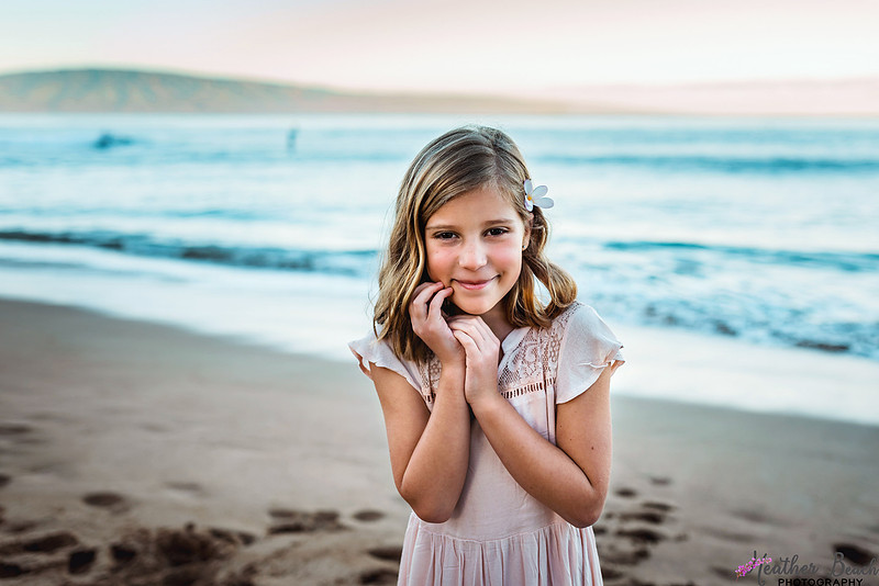Sun Prairie family photographer, Sun Prairie child photographer, portrait photographer, sisters, siblings, girls, beach, sun