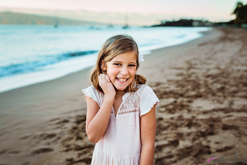 Sun Prairie family photographer, Sun Prairie child photographer, portrait photographer, sisters, siblings, girls, beach, sun