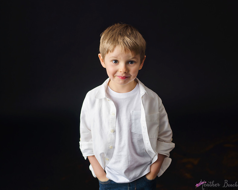 Glitters, kids, children, studio photography, Sun Prairie photographer, Sun Prairie child photographer, Sun Prairie portrait photographer, Sun Prairie photography studio, Madison child photographer, siblings, girls, boys, fun kid pictures.