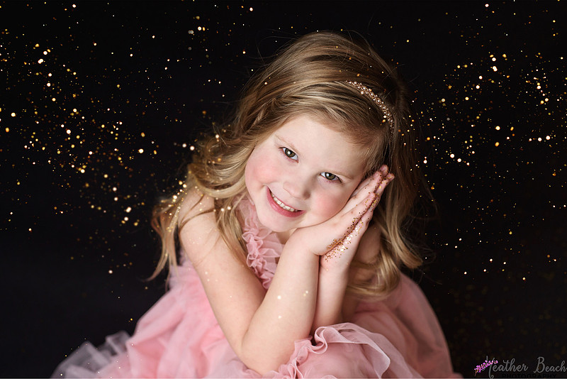 Glitters, kids, children, studio photography, Sun Prairie photographer, Sun Prairie child photographer, Sun Prairie portrait photographer, Sun Prairie photography studio, Madison child photographer, siblings, girls, boys, fun kid pictures.